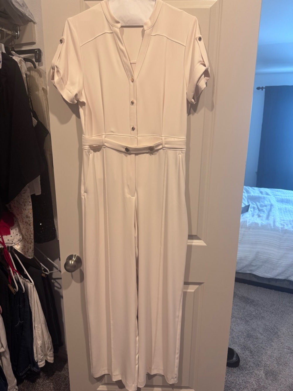 Women’s Cream Short-Sleeve Jumpsuit with belt